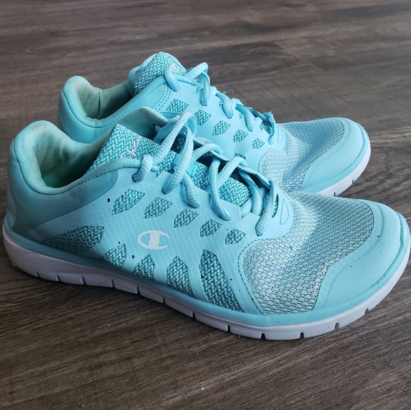 champion women's athletic shoes